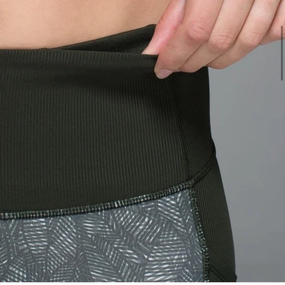 Lululemon High Times Pant *Luxtreme (Mesh) - Picture 4 of 9